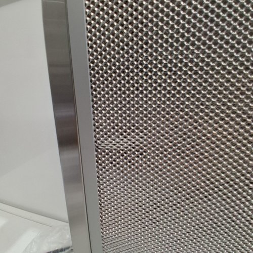 MIDEA UNDER CABINET CONVERTIBLE SLIM RANGE HOOD WITH 3-SPEED EXHAUST - 30" / 120V - STAINLESS STEEL (MODEL: MVU30W4AST) image 4