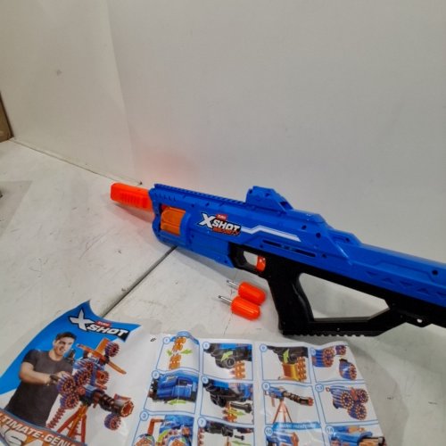 ZURU XSHOT INSANITY MAD MEGA BARREL WITH 72 DARTS image 3