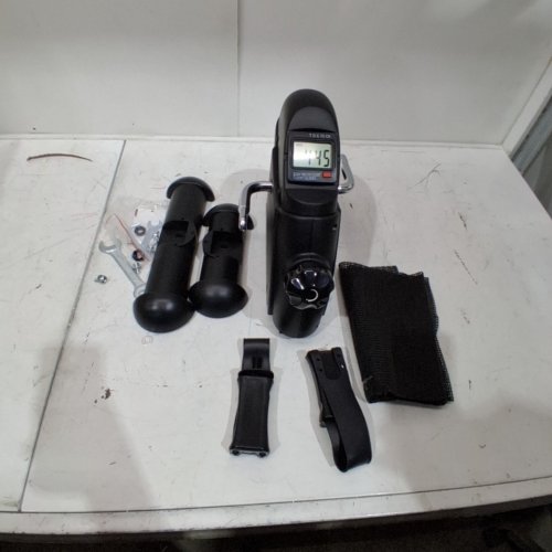 WAKEMAN FITNESS MINI PEDAL EXERCISER image 3