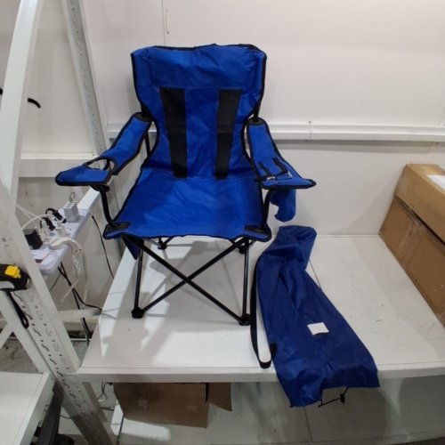 AMAZON BASICS PORTABLE CAMPING CHAIR WITH COOLER AND CUPHOLDER - BLUE image 3