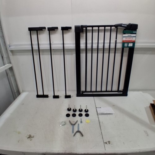 BABELIO AUTO-CLOSE PRESSURE MOUNTED METAL BABY GATE WITH Y SPINDLE RODS - 30" X 26"- 40" - BLACK (MODEL: CB-M-101) image 2