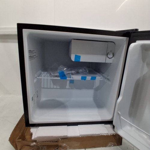 MIDEA COMPACT SINGLE-DOOR MINI REFRIGERATOR - BLACK (MODEL: WHS-65LB1) image 5