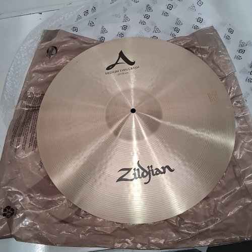 ZILDJIAN CUSTOM MEDIUM CRASH CYMBAL - 20" - GOLD (MODEL- A20681) image 2