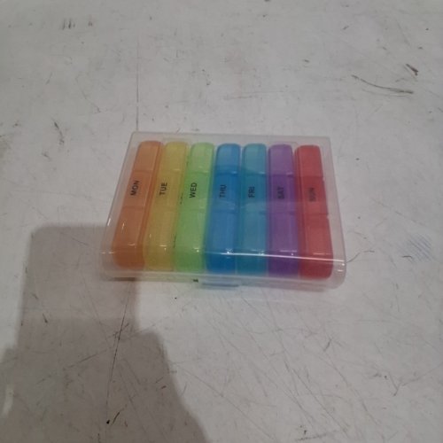 WEEKLY 7 DAY PILL BOX ORGANIZER - MULTICOLOR image 2