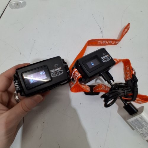 2PK SAFEHALO GPS ELECTRIC WIRELESS DOG FENCE SYSTEM - 65FT - 9840 FT/ 12"-28" - BLACK/ORANGE (MODEL: H09) image 2