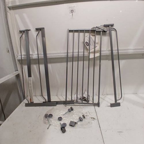 REGALO EASY STEP EXTRA TALL WALK THRU BABY GATE - MODEL 1166 P DS image 2