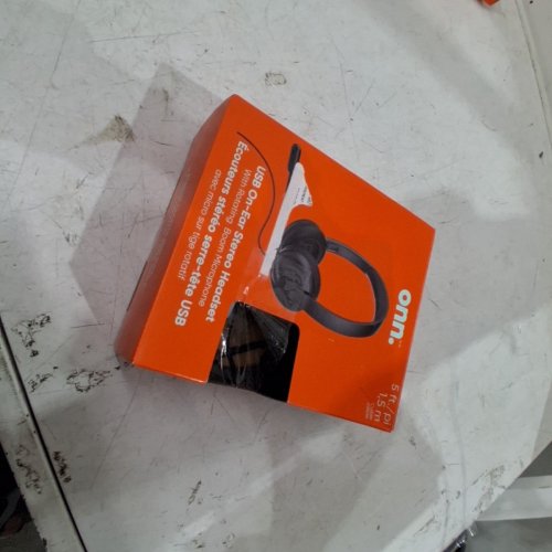 ONN. USB WIRED STEREO HEADSET - ON EAR HEADPHONES WITH ROTATING BOOM MICROPHONE (MODEL: 100074550) image 4