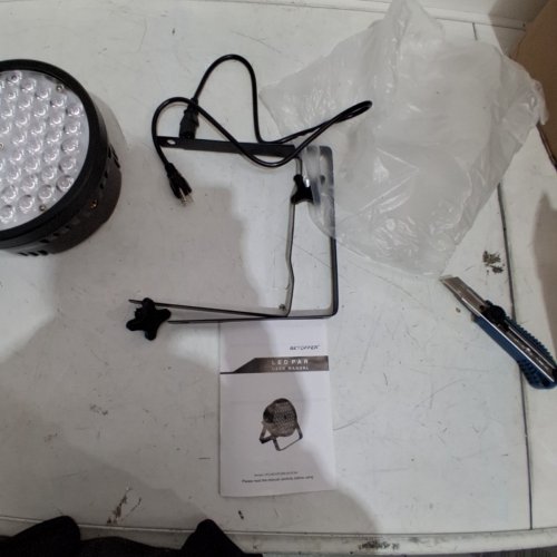 YUNHION DJ PAR SLIM STROBE LIGHT, COLOUR CHANGING/FLASHING/SOFT SPOT LIGHT, 60LED RGB, 90W- BLACK- (MODEL: LPC180). image 5