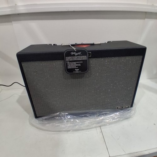 FENDER TONE MASTER FR-212 FULL-RANGE FLAT-RESPONSE MONITOR - 1000W, TWO 12" WOOFERS - BLACK (MODEL: FR-212) image 2