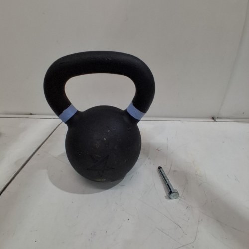 YES4ALL POWDER COATED CAST IRON COMPETITION KETTLEBELL WITH WIDE HANDLES AND FLAT BOTTOM - 35LBS - BLACK/BLUE image 3
