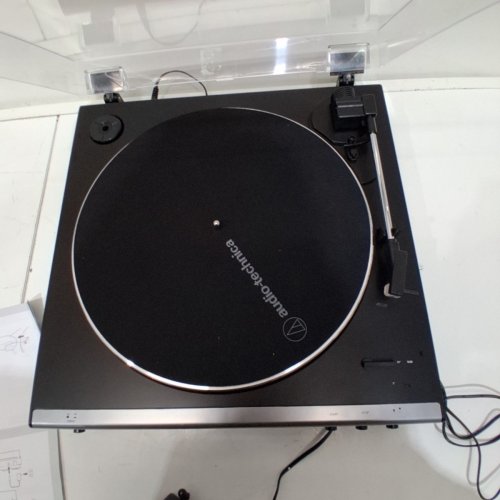 AUDIO-TECHNICA AT-LP60X-RD FULLY AUTOMATIC BELT-DRIVE STEREO TURNTABLE - HI-FI, 2 SPEED, DUST COVER, ANTI-RESONANCE, DIE-CAST ALUMINUM PLATTER - BROWN (MODEL: AT-LP60X-BW) image 4