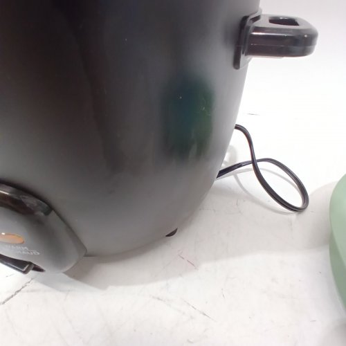 STARFRIT ELECTRIC RICE COOKER - 20 CUP - BLACK (MODEL: 024738) image 4