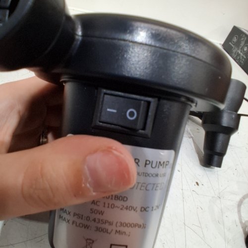 ELECTRIC AIR PUMP FOR INFLATABLES (MODEL CA001B0D) image 2