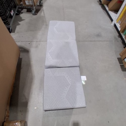 CERTIPUR-US TRI FOLDING MATTRESS WITH WASHABLE COVER - 25" X 75" X 4" - GREY image 2