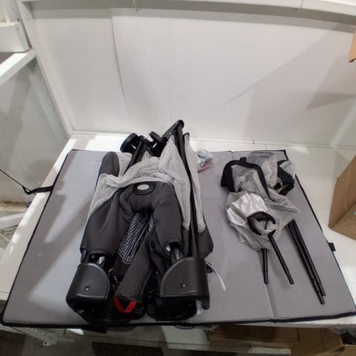 GRACO PACK N' PLAY ON THE GO ZIP PLAYARD - REEVES - BLACK/GREY (MODEL: 2217526) image 2