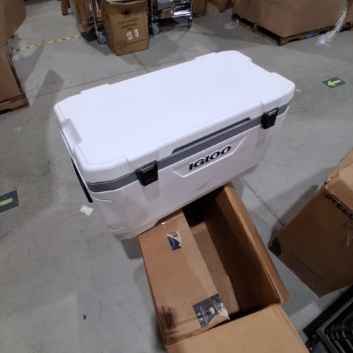 IGLOO MARINE ULTRA COOLER - 100QT - WHITE image 2