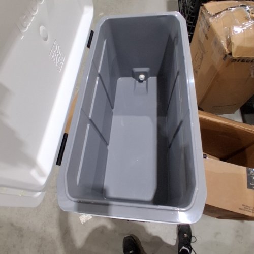 IGLOO MARINE ULTRA COOLER - 100QT - WHITE image 5