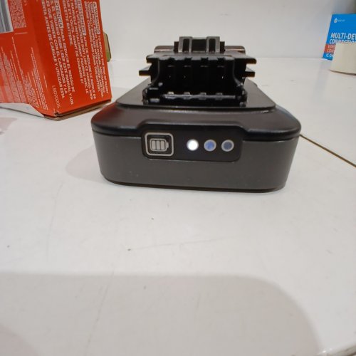 BLACK + DECKER 20V MAX POWERCONNECT 2.0 AH BATTERY WITH INDICATOR LIGHT - (MODEL: LBD2020S) image 2
