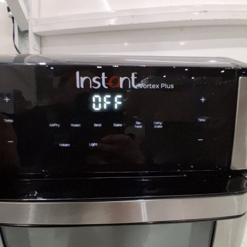 INSTANT VORTEX PLUS 10-QUART 7-IN-1 AIR FRYER OVEN WITH ROTISSERIE image 2