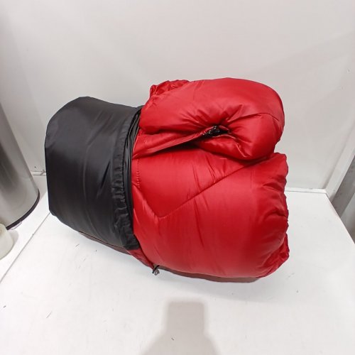 TETON CELSIUS REGULAR SLEEPING BAG ALL WEATHER BAG - 80" X 33" - RED image 3