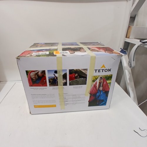 TETON CELSIUS REGULAR SLEEPING BAG ALL WEATHER BAG - 80" X 33" - RED image 6