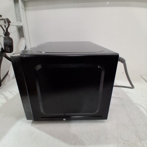 DANBY 700W COUNTERTOP MICROWAVE - 0.7 CU.FT - BLACK (MODEL: DBMW0721BBB) image 6