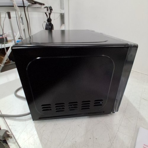 DANBY 700W COUNTERTOP MICROWAVE - 0.7 CU.FT - BLACK (MODEL: DBMW0721BBB) image 8