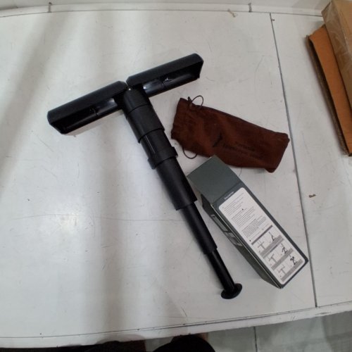 PORTABLE TELESCOPIC FOLDING STOOL image 2