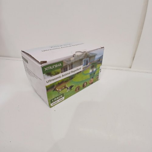 ULTRASONIC OUTDOOR SOLAR POWERED ANIMAL REPELLENT - GREEN (MODEL: AR02) image 2