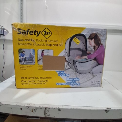 SAFETY 1ST NAP AND GO ROCKING BASSINET WITH TRAVEL BAG image 5