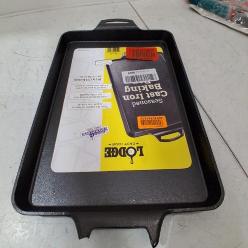 LODGE CAST IRON BAKING PAN - 15.5" X 10.5" - BLACK image 2