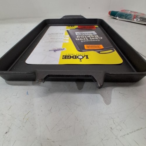 LODGE CAST IRON BAKING PAN - 15.5" X 10.5" - BLACK image 3