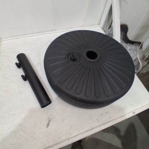 JEARY WATER FILLED PATIO UMBRELLA STAND - 81.5LBS MAX - BLACK (MODEL: A091-004-001-044) image 2