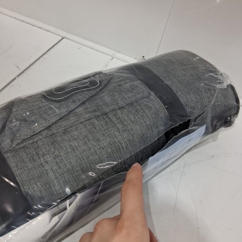 JUZÊNTA DOG CAR SEAT WITH STORAGE POCKETS - FOR SMALL TO MEDIUM DOGS - GREY/BLACK image 3