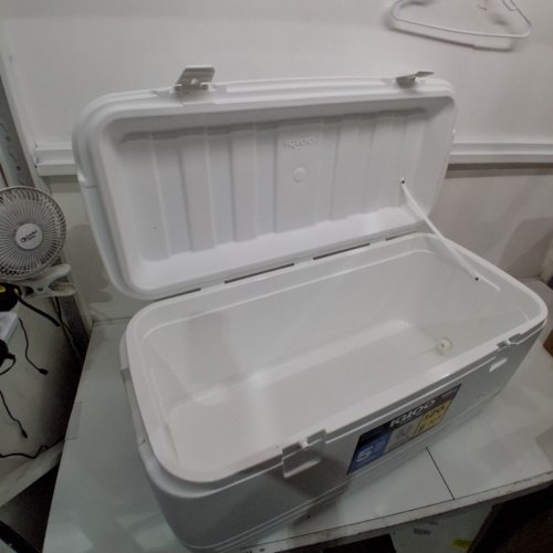 IGLOO 44577 POLAR COOLER, 120QT, 188 CAN - WHITE image 3