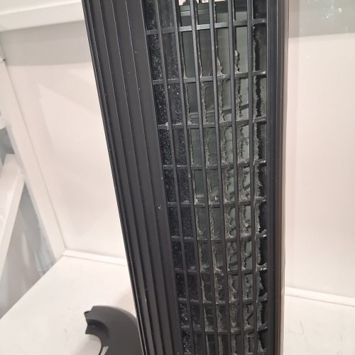 AMAZON BASICS MANUAL 3-SPEED OSCILLATING TOWER FAN - 28" - BLACK (MODEL: B09GDH3DF4) image 2