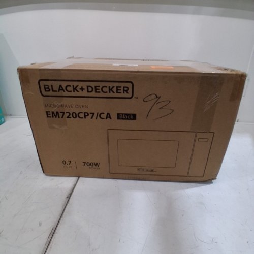 BLACK + DECKER 10 POWER LEVEL COMPACT COUNTERTOP MICROWAVE - 0.7 CU.FT / 700W - BLACK (MODEL: EM720CP7/CA) image 5