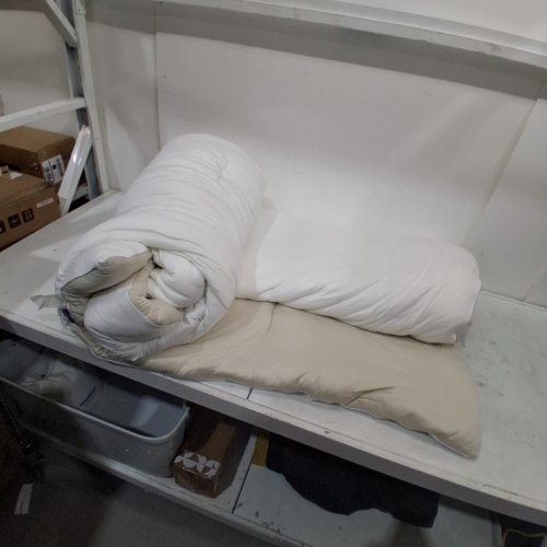 MELLOW MARSHMELLOW COMFORTER - QUEEN - BEIGE image 3