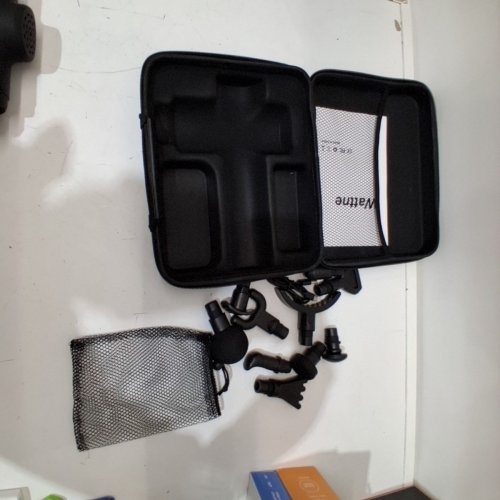 WATTNE MASSAGE DEEP TISSUE PERCUSSION MASSAGE GUN WITH ASSORTED ATTACHMENT HEADS - CARBON (MODEL: W2/RC-MG-010) image 4