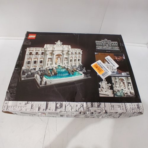 1880 PC LEGO TREVI FOUNTAIN ARCHITECTURE COLLECTIBLE SET (MODEL: 21062) image 6