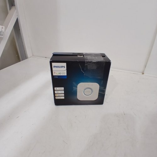 PHILIPS HUE SMART HUB/BRIDGE - COMPATIBLE WITH AMAZON ALEXA, APPLE HOMEKIT, AND GOOGLE ASSISTANT (MODEL: 458471 / 3241312018A) image 4
