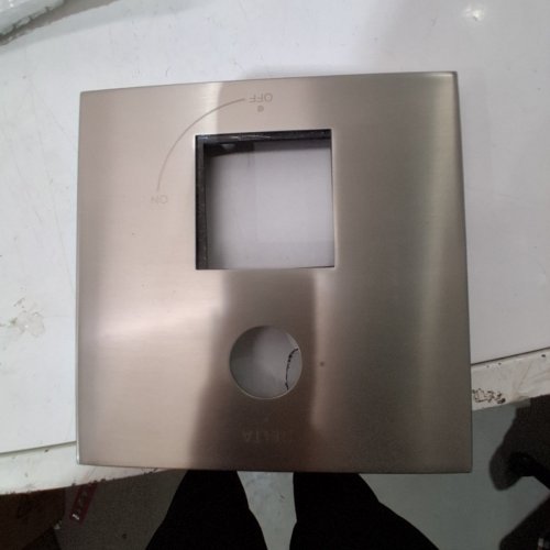 DELTA DUAL WALL MOUNT WITH RAIN SHOWER HEAD AND HANDHELD SPRAYER - CHROME (MODEL: 116683) image 4