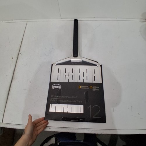OONI PERFORATED PIZZA PEEL - 12" - SILVER/BLACK image 4