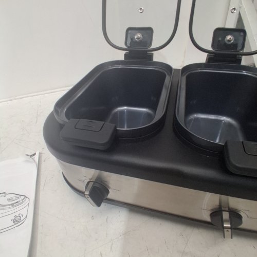 AMAZON BASICS STAINLESS STEEL TRIPLE SLOW COOKER - BLACK/STAINLESS STEEL - 2.5QT EACH (MODEL:AB-3250) image 2