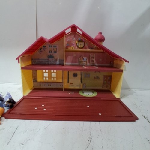 BLUEY'S CELEBRATION HOUSE WITH STICKERS image 4