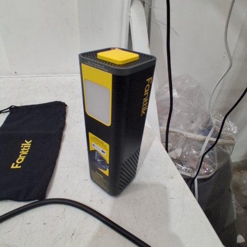 FANTTIK S200 APEX POWERFUL PORTABLE AIR PUMP AND TIRE INFLATOR WITH POWER BANK AND FLASHLIGHT - BLACK/YELLOW (MODEL: S200 APEX/ 2787419) image 3