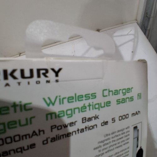 MERKURY MAGNETIC WIRELESS CHARGER WITH 5000MAH POWER BANK - BLACK (MODEL: MIC-MWP01) image 3