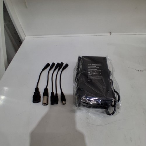 TNVODEJO LI ION BATTERY CHARGER MULTIPLE PLUGS - 67.2V - 5A - BLACK (MODEL: LI16S50A(B)) image 2