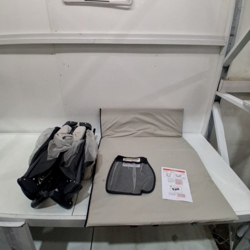 GRACO FOLDABLE PACK N PLAY PLAY YARD - GREY/BLACK (MODEL: 2084226) image 2