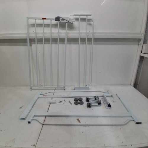 REGALO EASY STEP SAFETY GATE - 29"- 38.5" - WHITE (MODEL: 1160-DS) image 2
